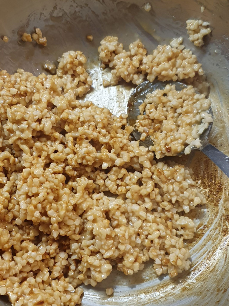 Plunderstücke gefüllt mit Honig-Mandel-Karamell - Concept Kitchen Plunderstücke gefüllt mit Honig-Mandel-Karamell - Concept Kitchen