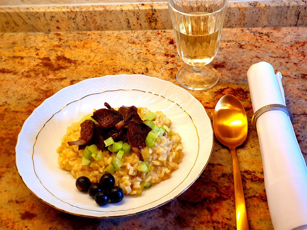 Read more about the article Risotto bianco mit Violettem Ritterling